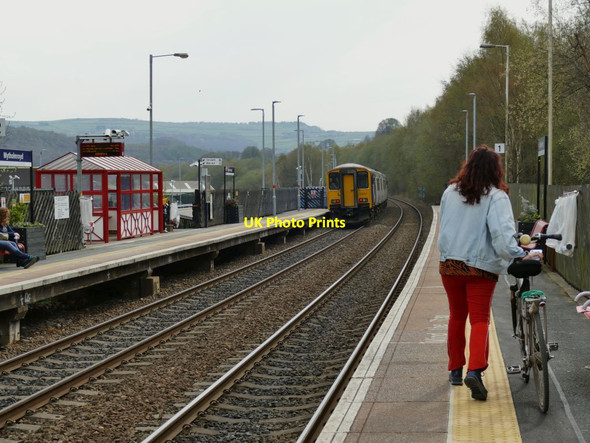 Photo 6"x4" Mytholmroyd station looking east Hoo Hole c2021