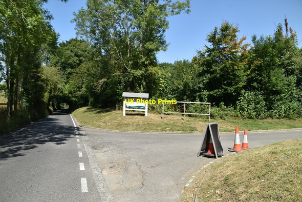 Photo 6"x4" Entrance to High Elms Golf Club Orpington c2020
