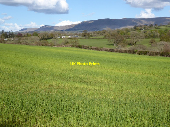 Photo 6"x4" View to the Black Mountains Talgarth\/SO1533 c2021