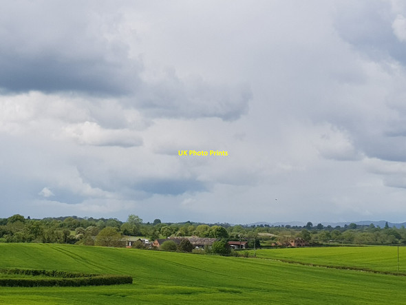 Photo 6"x4" Lower Cowsden Farm from near Cowsden Farm Naunton Beauchamp c2021