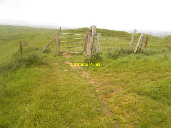 Photo 6"x4" Gate on Quarry hill Miles Cross c2021