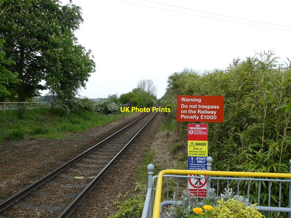 Photo 6"x4" Norwich to Sheringham Rail Line in Cromer direction Lower Street\/TG2635 c2021