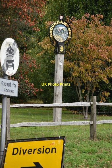 Photo 6"x4" Crockham Hill village sign Crockham Hill c2020