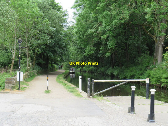 Photo 6"x4" Huddersfield Narrow Canal, Slaithwaite Hill Top\/SE0713 c2021 P1