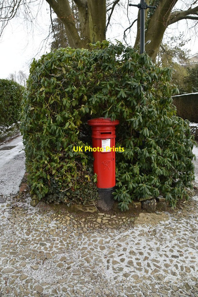 Photo 6"x4" Victorian Postbox, Calverley Park Royal Tunbridge Wells c2021