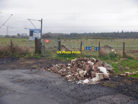 Photo 6"x4" Dumped rubbish Barrhead c2021