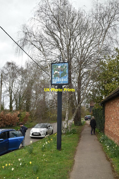 Photo 6"x4" Laddingford Village sign Laddingford c2021 P1
