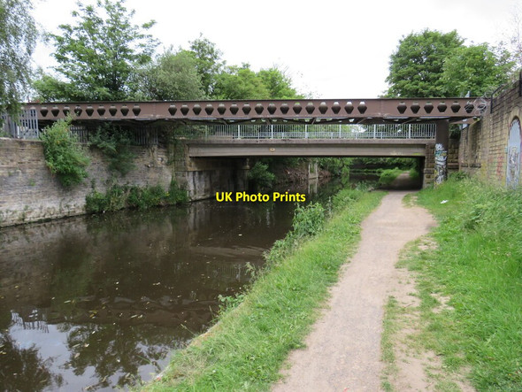 Photo 6"x4" Huddersfield Broad Canal, Huddersfield Huddersfield c2021