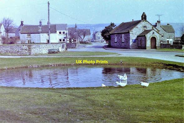 Photo 6"x4" Foolow Duck Pond, 1982 Foolow c1982