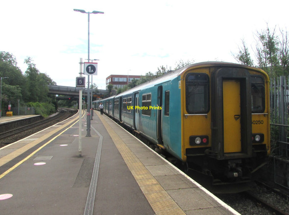 Photo 6"x4" 150250 at Platform 1A, Bridgend station Newcastle\/SS9079 c2021