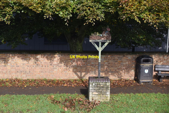 Photo 6"x4" Village sign, Fordham Fordham\/TL6270 c2020
