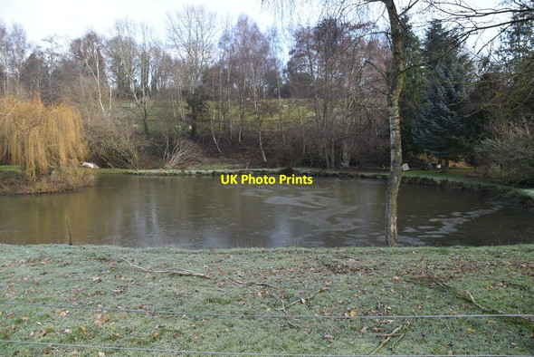 Photo 6"x4" Pond, Woodlands Farm Palmer's Green c2021