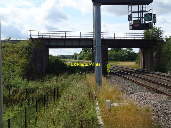 Photo 6"x4" Cotswold Railway Line bridging the Cross Country line near Worcestershire Parkway Railway Station Norton\/SO8850 c2021