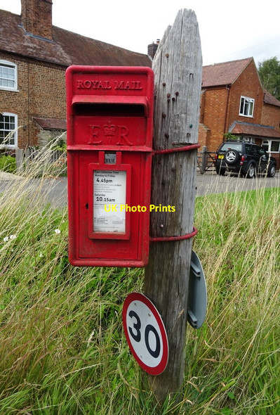 Photo 6"x4" Elizabeth II postbox, Hill End Hill End\/SO9037 c2021