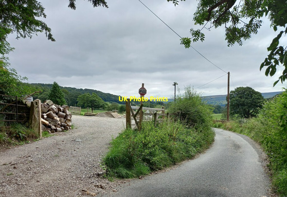 Photo 6"x4" Beamsley, gatepost and entrance Beamsley c2021