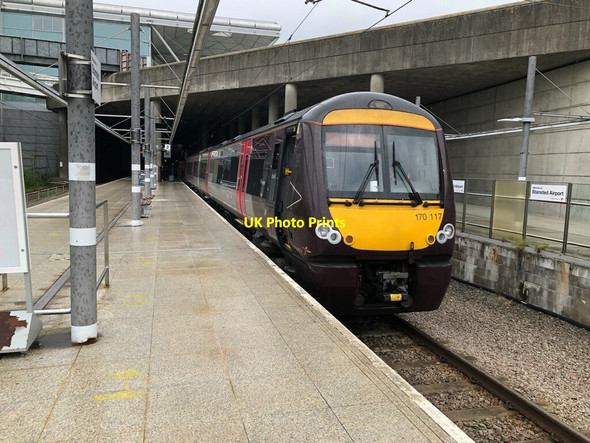 Photo 6"x4" Class 170 Multiple Unit at Stansted Airport Chapel End\/TL5624 c2021