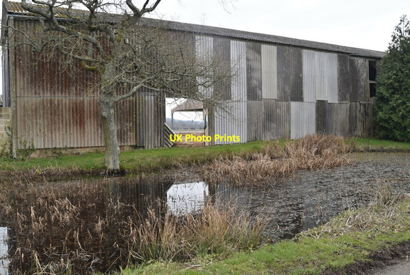 Photo 6"x4" Pond, Sweethaws Farm Crowborough\/TQ5130 c2021