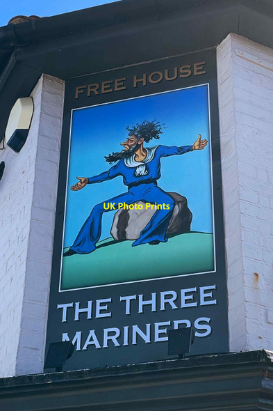 Photo 6"x4" The Three Mariners sign Hythe\/TR1634 c2021