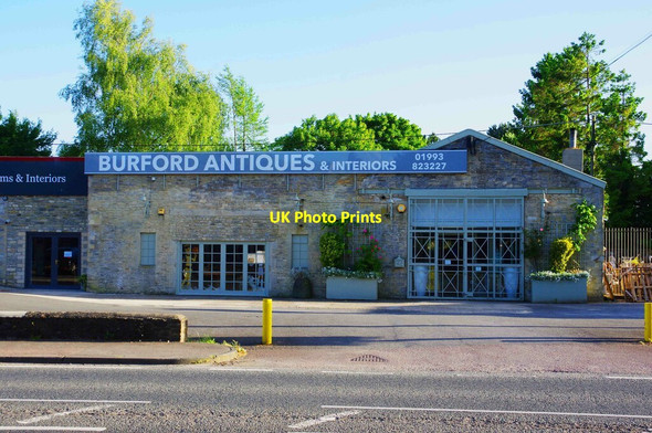 Photo 6"x4" Burford Antiques & Interiors, Cheltenham Road, Burford, Oxon Burford\/SP2512 c2020