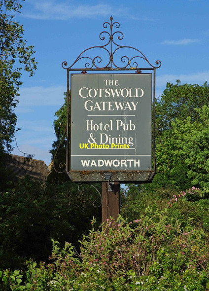 Photo 6"x4" Cotswold Gateway (2) - sign, 216 The Hill, Burford, Oxon Burford\/SP2512 c2020