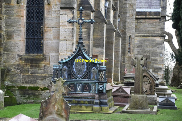 Photo 6"x4" Tomb of AJ Beresford Hope, Kilndown Kilndown c2021