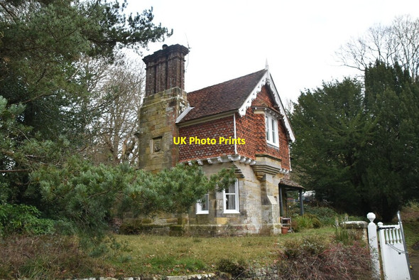 Photo 6"x4" Scotney Castle Lodge The Down c2021 P1