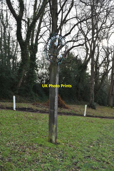 Photo 6"x4" Lamberhurst Village sign Lamberhurst c2021