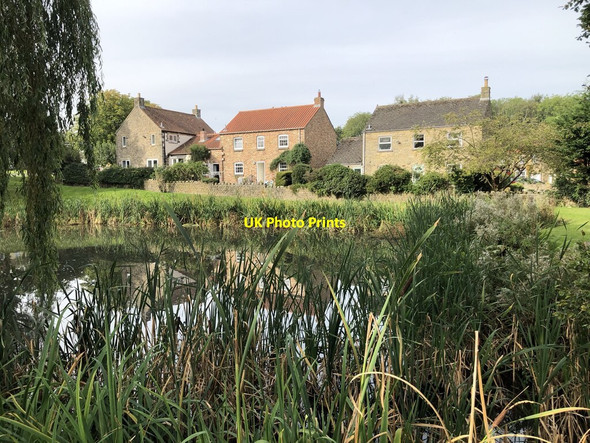 Photo 6"x4" Pond, North Stainley North Stainley\/SE2876 c2021