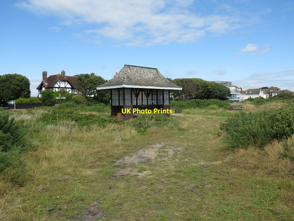 Photo 6"x4" Shelter on Boscombe overcliff Boscombe\/SZ1191 c2021