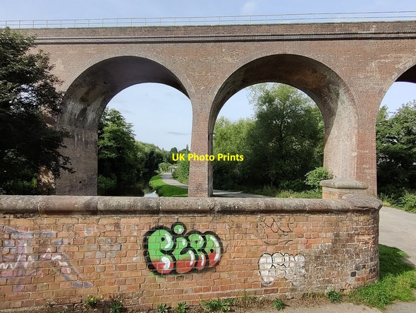 Photo 6"x4" Falling Sands Viaduct Kidderminster c2021 P1