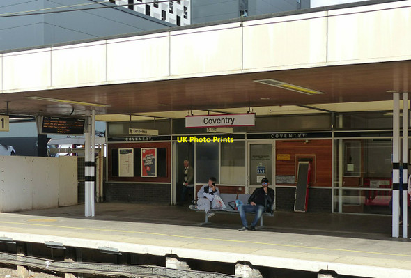 Photo 6"x4" Coventry Station, Platform 1 \u00e2\u0080\u0093 detail Coventry c2021