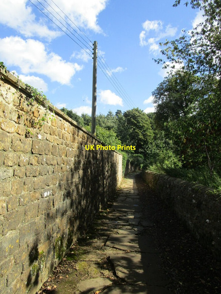 Photo 6"x4" Footpath from the church to the village, Broughton Broughton\/SP4238 c2021