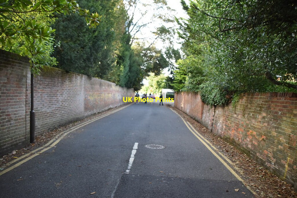 Photo 6"x4" Mill Rd Marlow\/SU8586 c2020