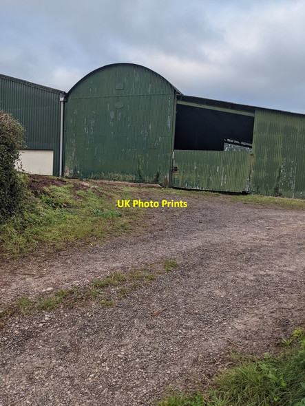 Photo 6"x4" Corrugated metal building, Wolvesnewton Wolvesnewton c2021