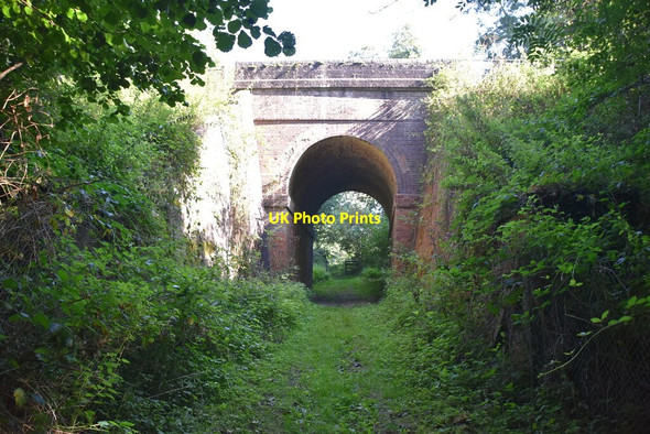 Photo 6"x4" Railway bridge Horshoe Green c2021