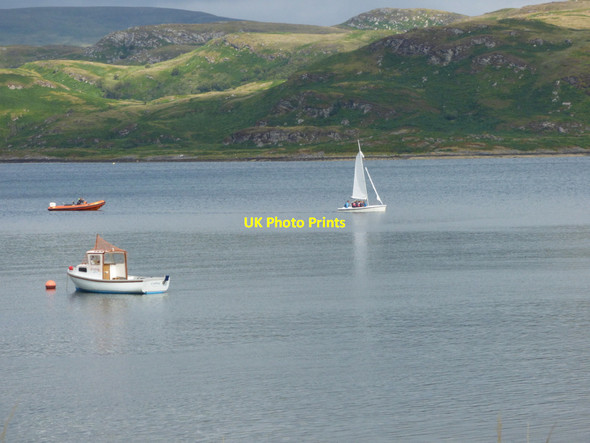 Photo 6"x4" Small boats in the Kyles of Bute Kames\/NR9771 c2021