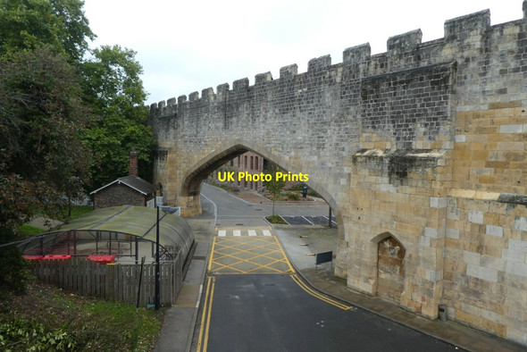Photo 6"x4" Through the City Walls York\/SE5951 c2021