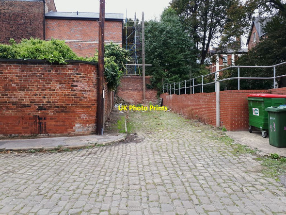 Photo 6"x4" Dead end off Hyde Terrace Leeds\/SE3034 c2021
