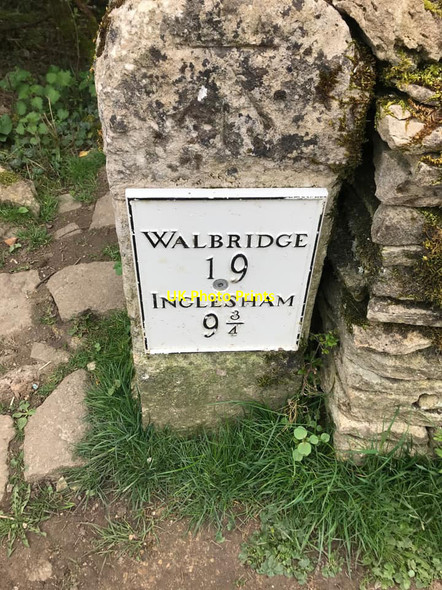 Photo 6"x4" Canal Milestone Cerney Wick c2021