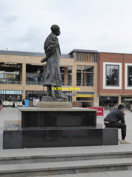 Photo 6"x4" Statue of Sir Edward Elgar Worcester c2021