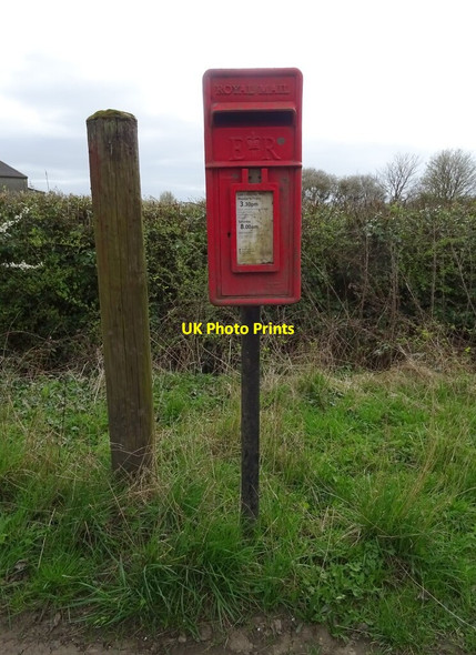 Photo 6"x4" Elizabeth II postbox on Helpringham Road, Burton Pedwardine Burton Pedwardine c2021