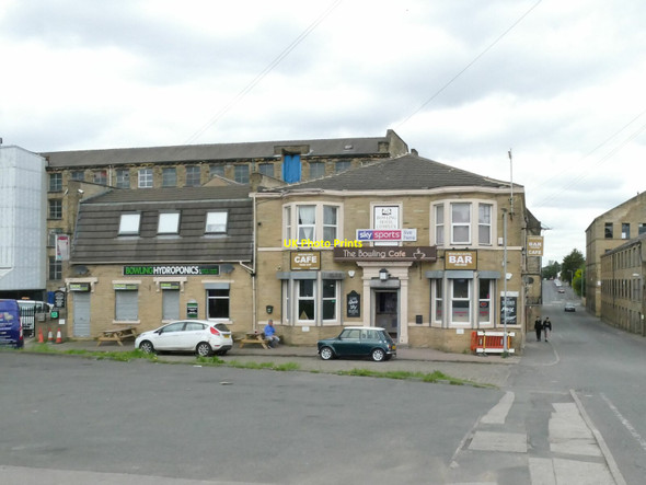 Photo 6"x4" The Bowling Cafe, Maw Street Bradford\/SE1632 c2021