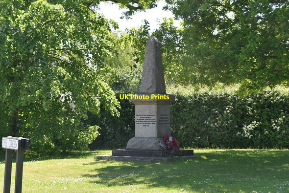 Photo 6"x4" War Memorial, Chrishall Broad Green\/TL4439 c2021