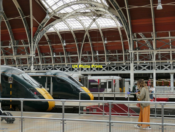 Photo 6"x4" Trains at the buffers at Paddington Station Paddington\/TQ2681 c2021