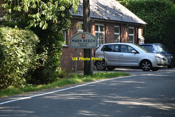 Photo 6"x4" Entering Markbeech Horshoe Green c2021