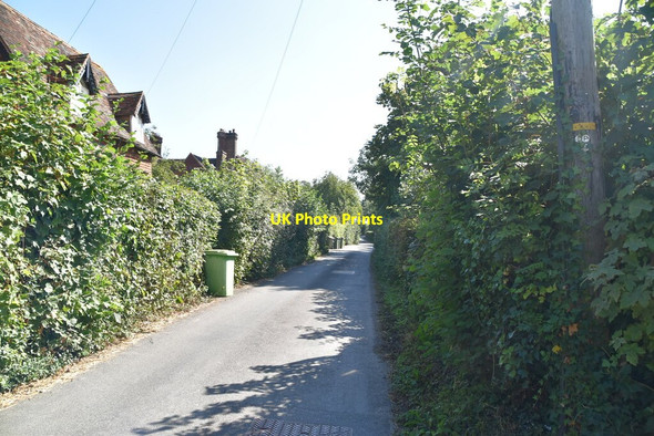 Photo 6"x4" Cow Lane Horshoe Green c2021