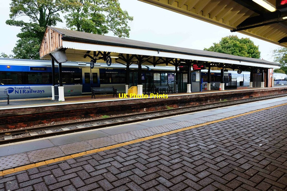 Photo 6"x4" Platforms 2 and 3, Carrickfergus Railway Station, Victoria Street, Carrickfergus, N. Ireland Carrickfergus c2021