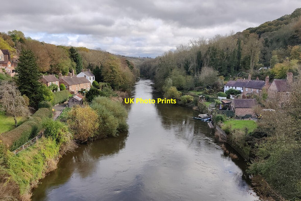 Photo 6"x4" The River Severn at Ironbridge Ironbridge c2021
