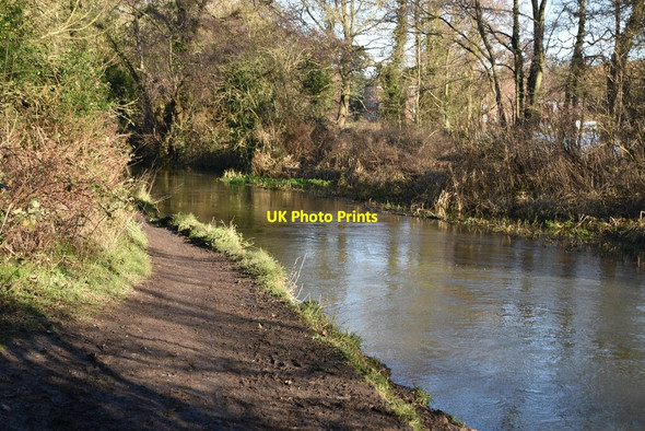 Photo 6"x4" River Darent and Darent Valley path Eynsford c2021