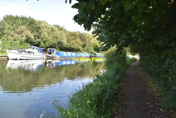 Photo 6"x4" Grand Union Canal Northolt c2021